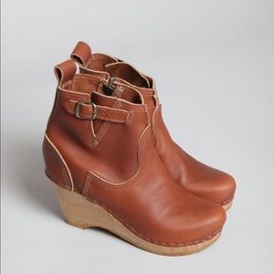 No.6 wedge clog boot w/buckle, in cognac, size 38